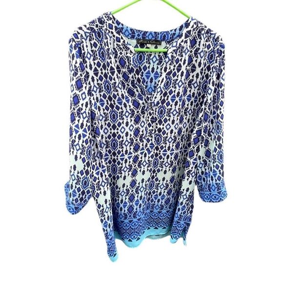 Rose & Olive Tops - Rose & Olive size 2X Mandrin collar 3/4 sleeves tunic.